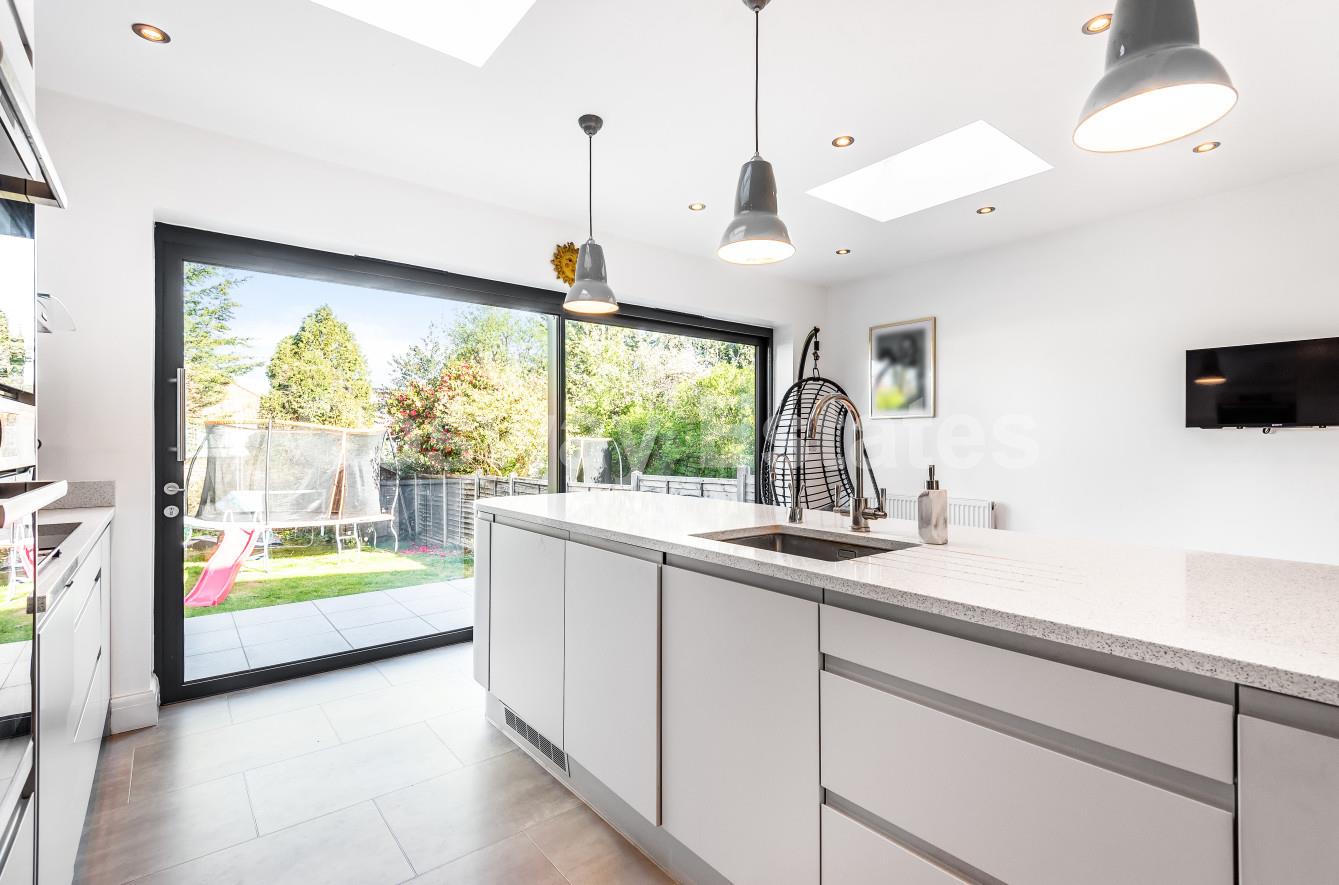 Stanway Gardens, Edgware